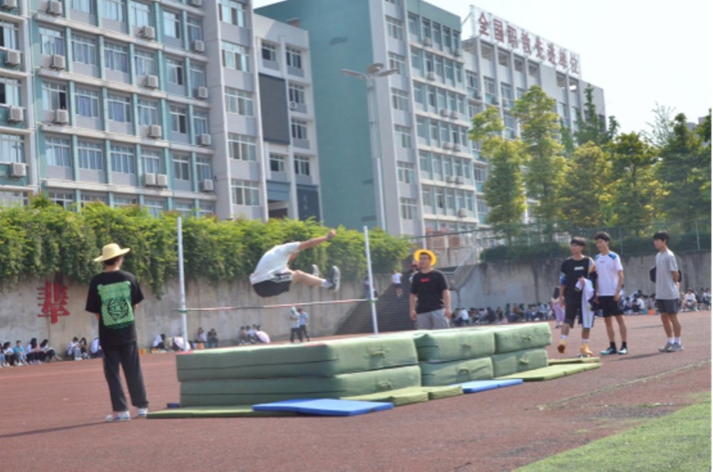 运动会简报5.20(1)469.png